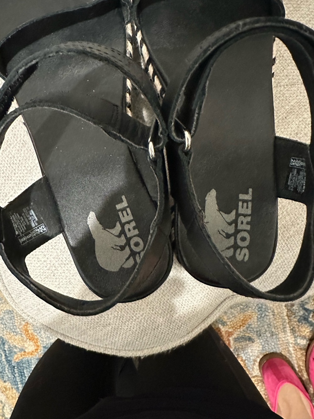 Sorel size 8 “Cameron” flatform sandal with black and natural base - Picture 7 of 11